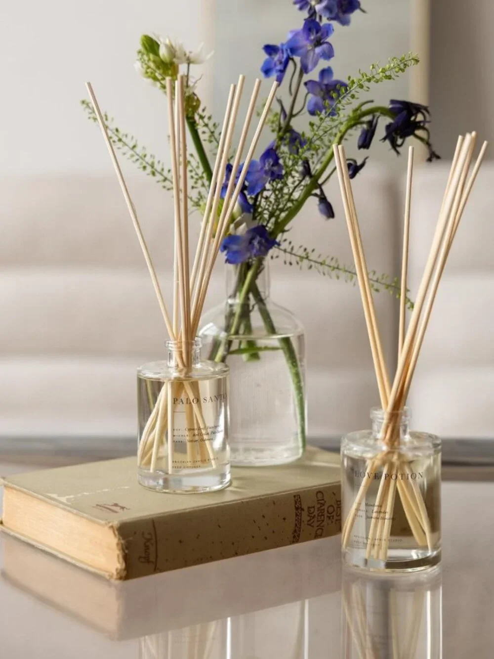 Relaxing Palo Santo Reed Diffuser - Cedar, Eucalyptus & Sandalwood Scents, 8